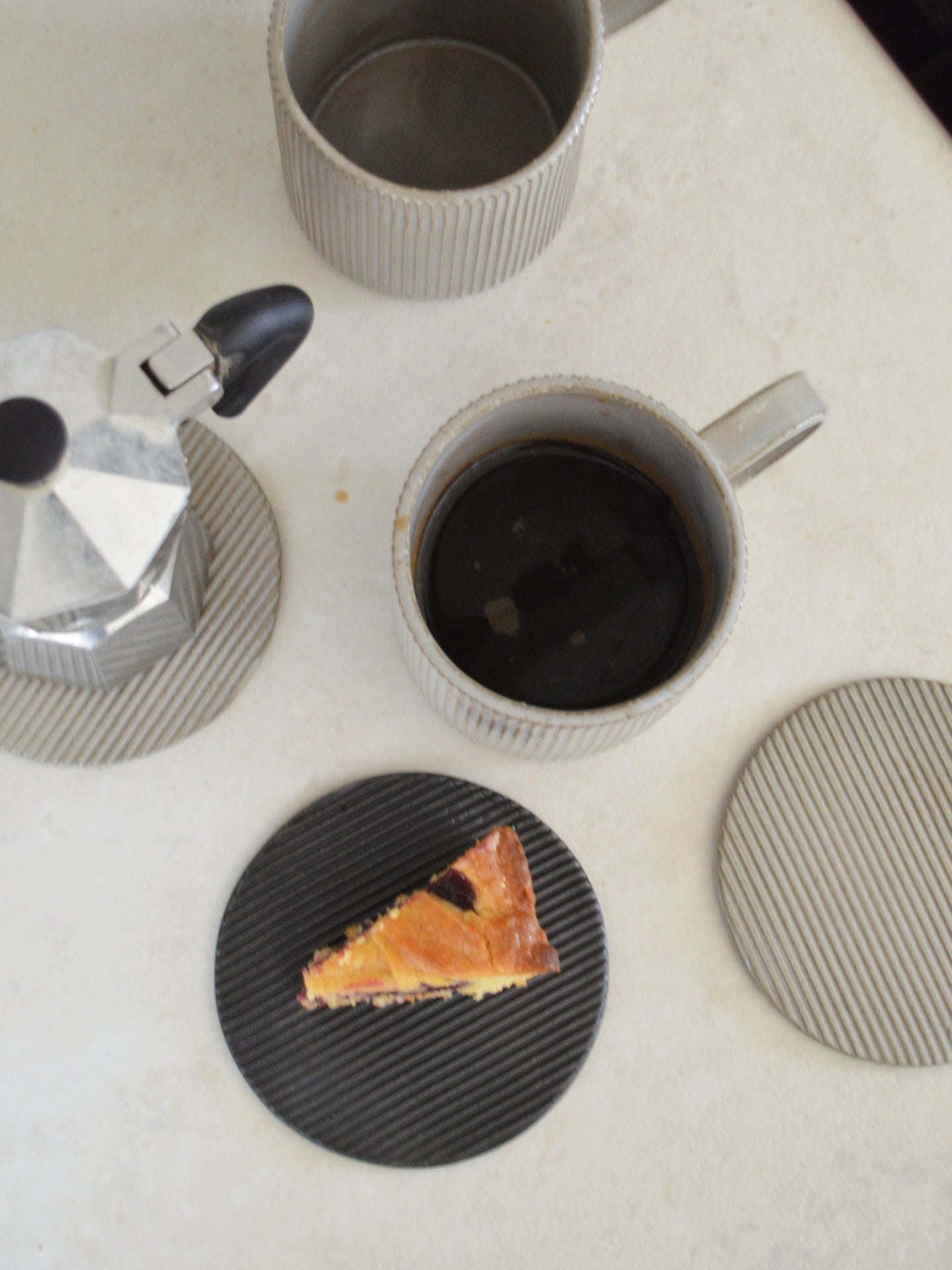 LIMITED EDITION Tazze in grès GRIGIO MILLERIGHE