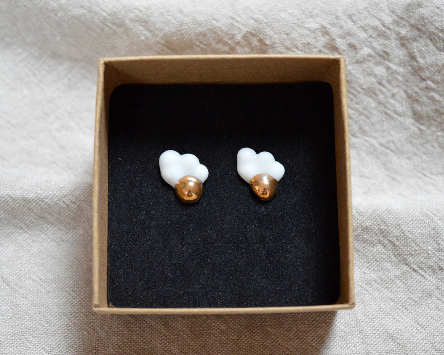 CLOUDS Raggio Mini porcelain earrings with gold or platinum decor