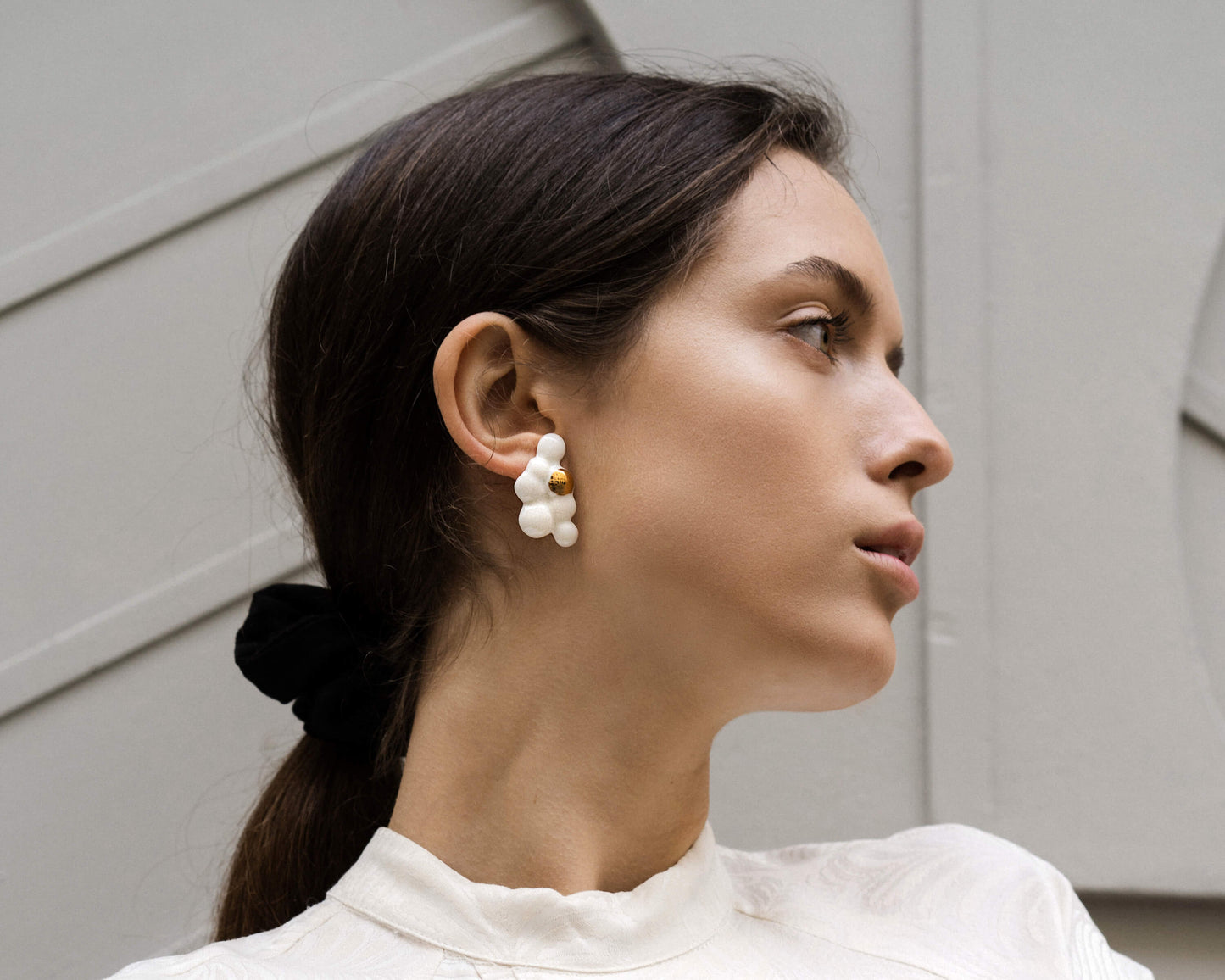 CLOUDS Raggio Large porcelain earrings with gold or platinum decor