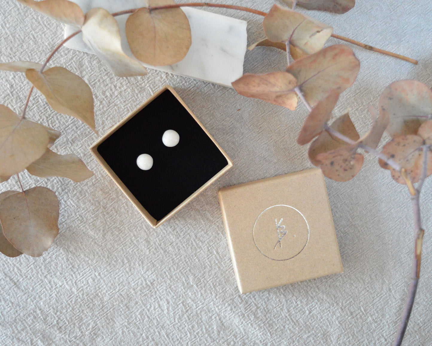 DROP Small porcelain earrings
