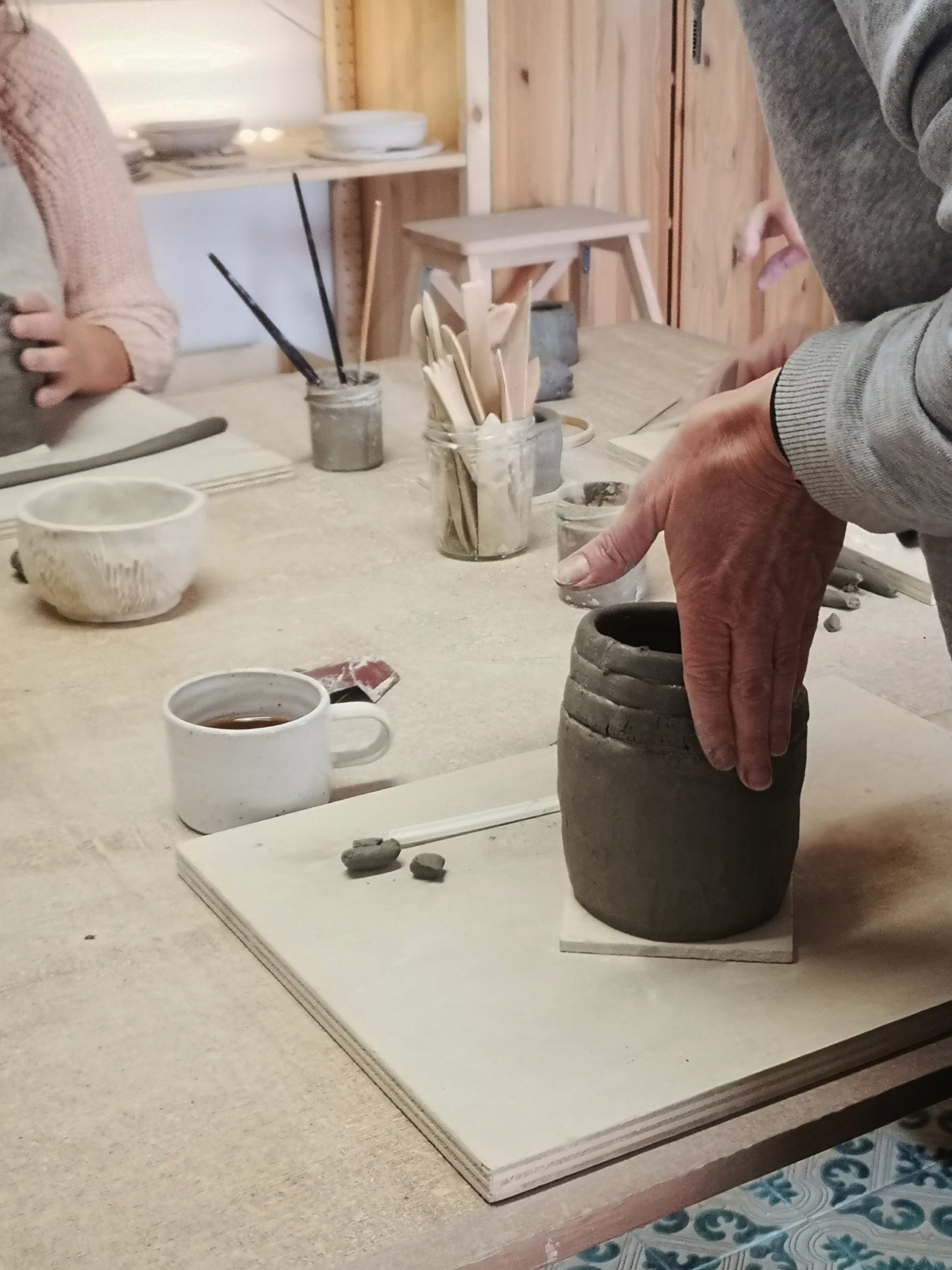 Corso Base / Intermedio di 3 Settimane : Ceramiche per le Feste APRILE