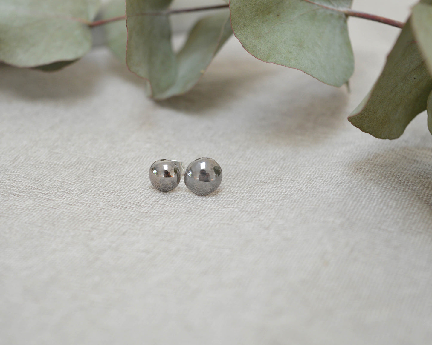 DROP Small porcelain earrings with gold or platinum decor