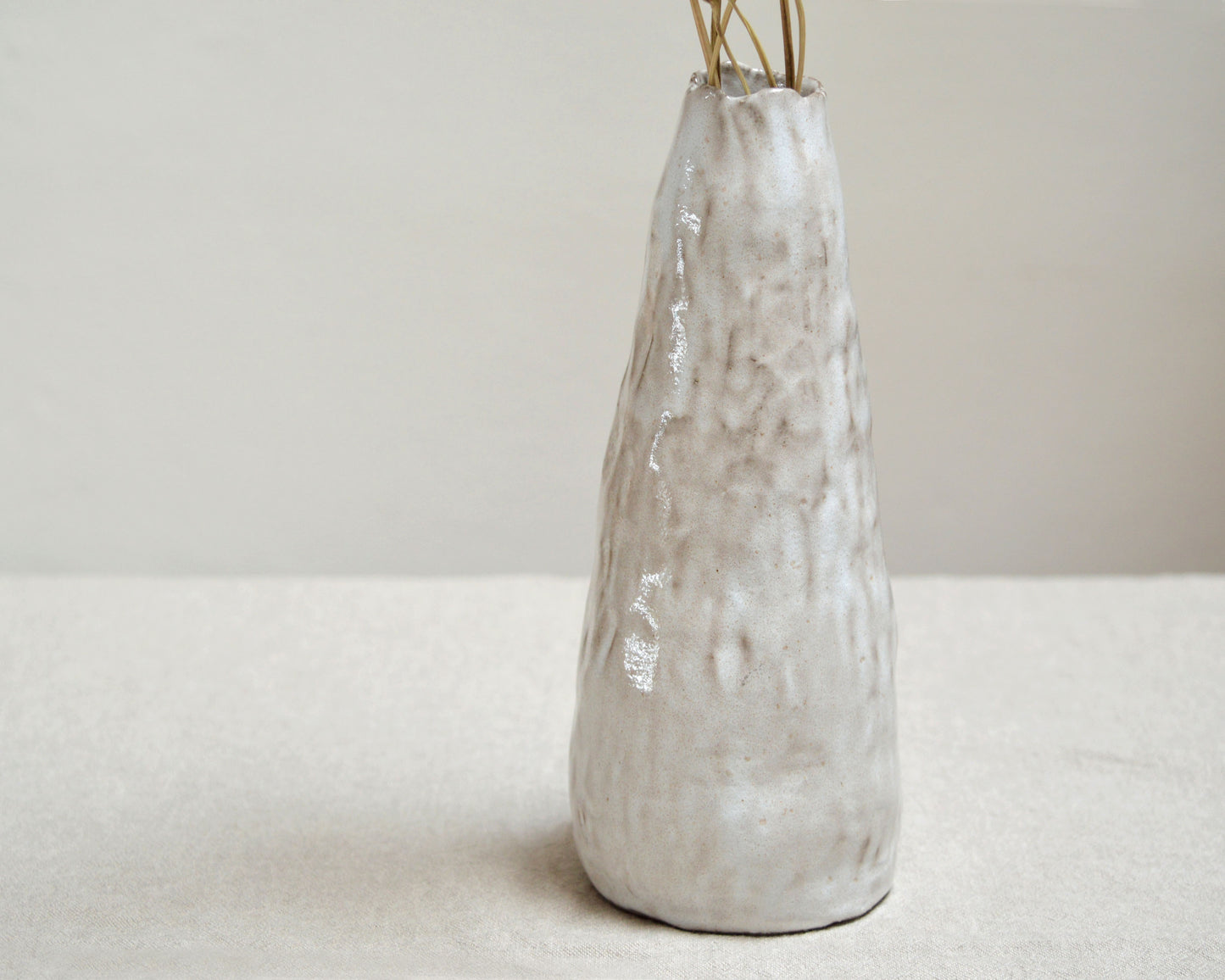 LUNAR Stoneware Vase