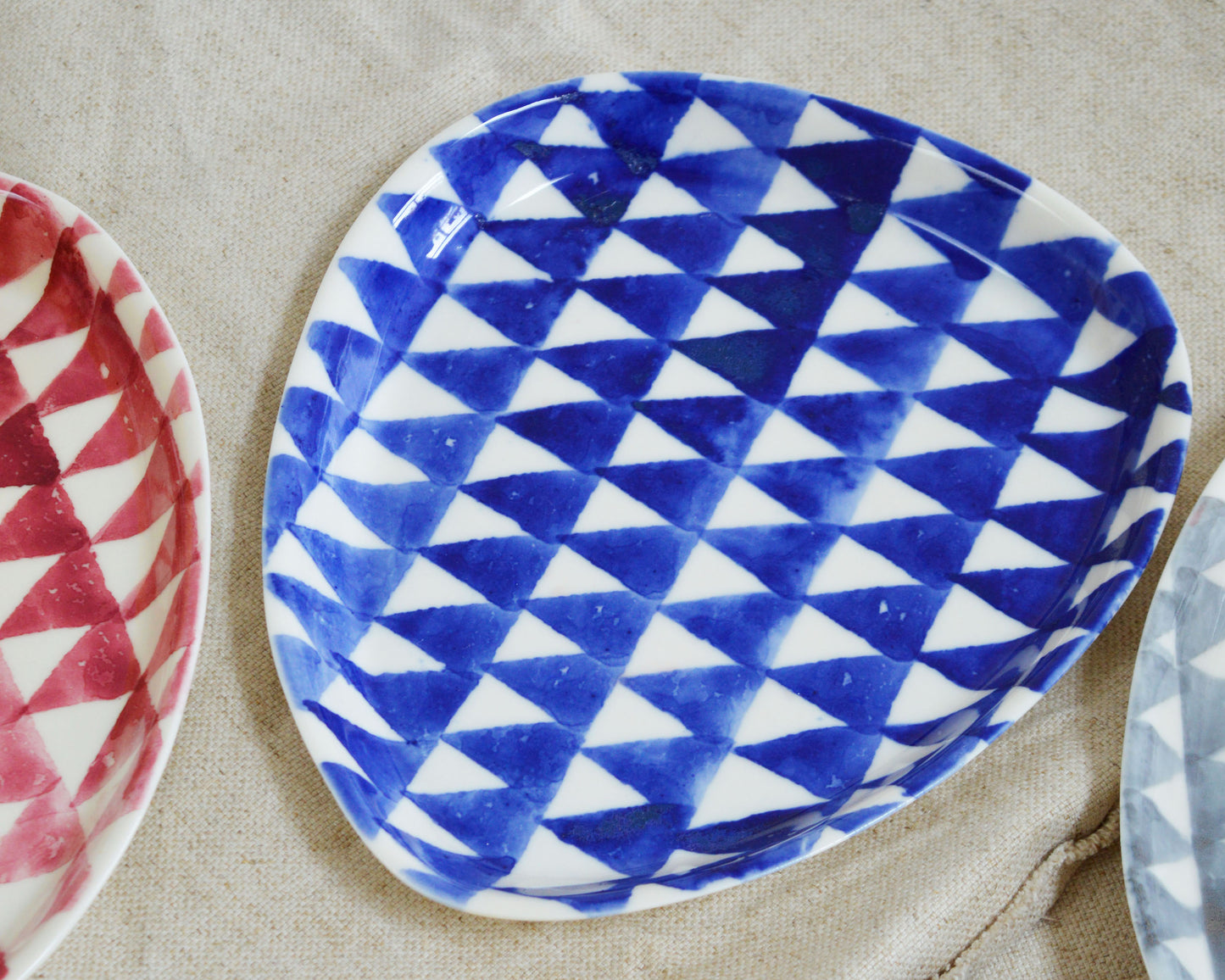 TRIANGLE Porcelain Plate - Blue
